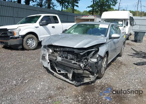 2019 Nissan Altima 2.5 S z USA, uszkodzony, nr VIN 1N4BL4BV4KC248081